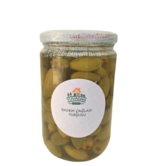 Almond Waterfall Pickle 660cc 620gr